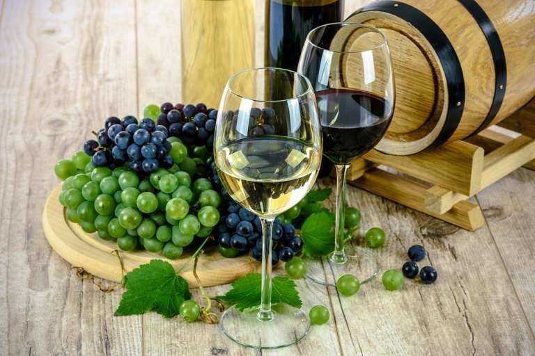vin blanc vin rouge raisins
